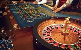 Slot Machine မြင်ကွင်း ချောမွေ့သောဂိမ်းပတ်ဝန်းကျင်